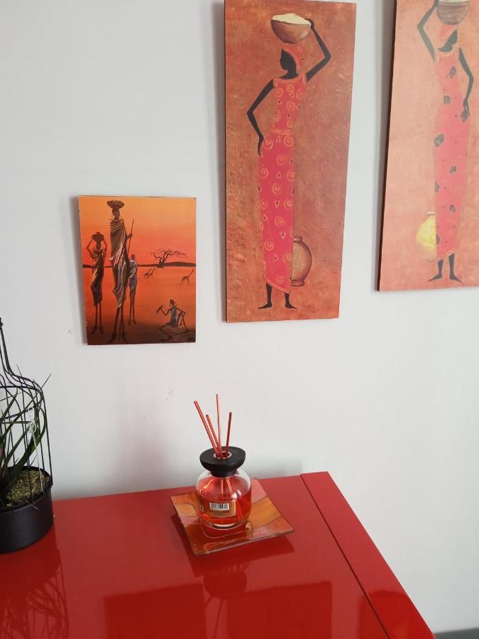 Albachiara Apartment Джовинацо Екстериор снимка