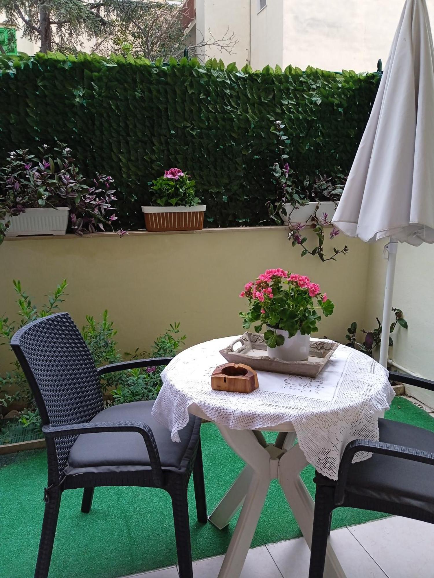 Albachiara Apartment Джовинацо Екстериор снимка
